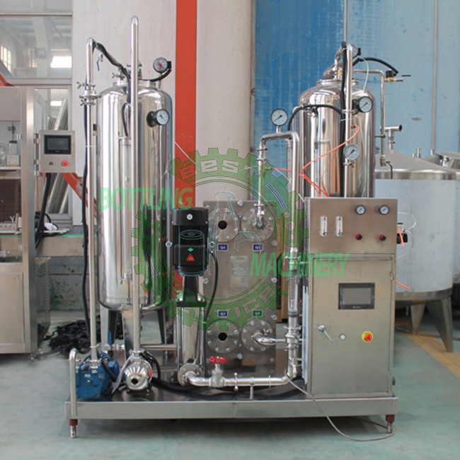 Double CO2 Carbonator de réservoir avec l'échange de plat pour la ligne carbonatée de remplissage de boissons